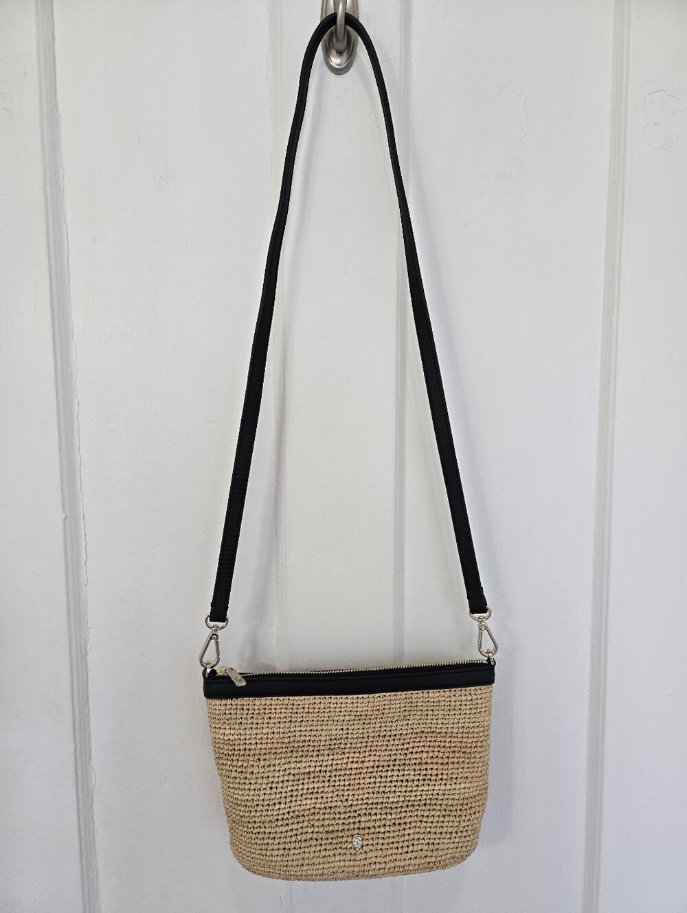 Helen Kaminksi Liliana Clutch / Crossbody Purse Woven Raffia Tan Coastal Travel